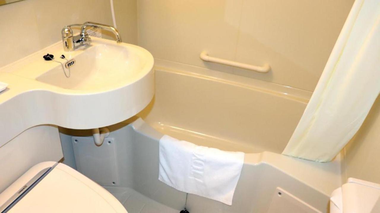 Toyoko Inn Osaka Hankyu Juso-Eki Nishi-Guchi No.2 Dış mekan fotoğraf